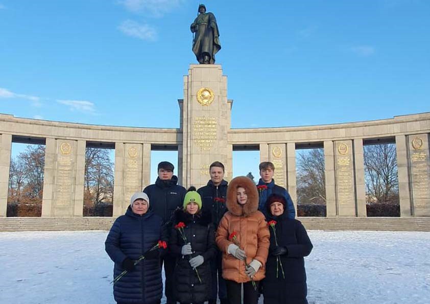 возложение декабрь